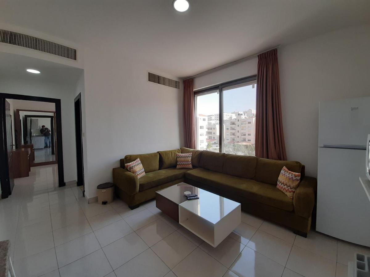 Furnished Apartments Near Mcdonald'S Al-Madina Al-Monawara St Amán Exterior foto