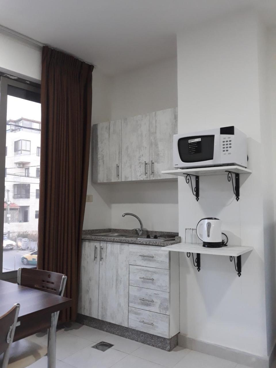 Furnished Apartments Near Mcdonald'S Al-Madina Al-Monawara St Amán Exterior foto